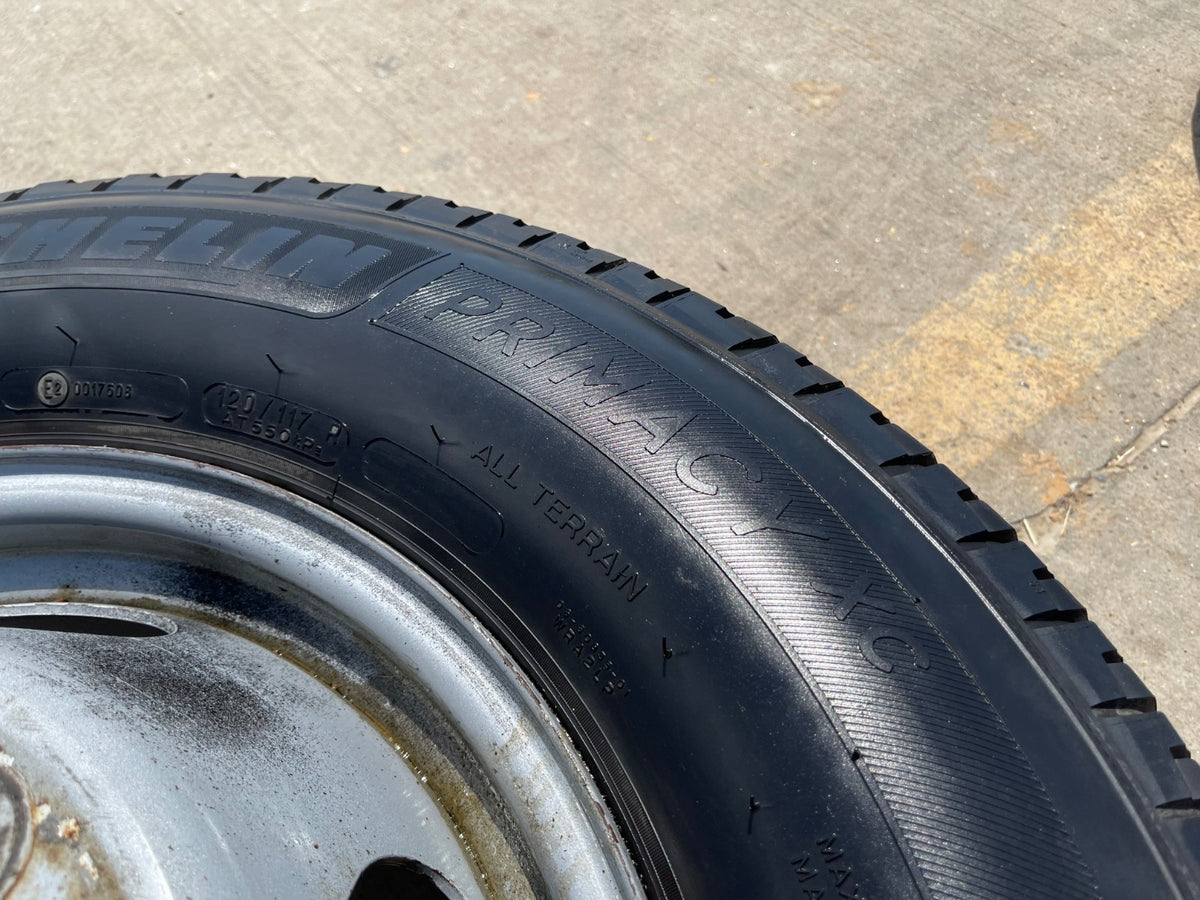 (1) 17" Chevy Silverado GMC Sierra 3500 Dually rim wheel OEM 8094 SINGLE