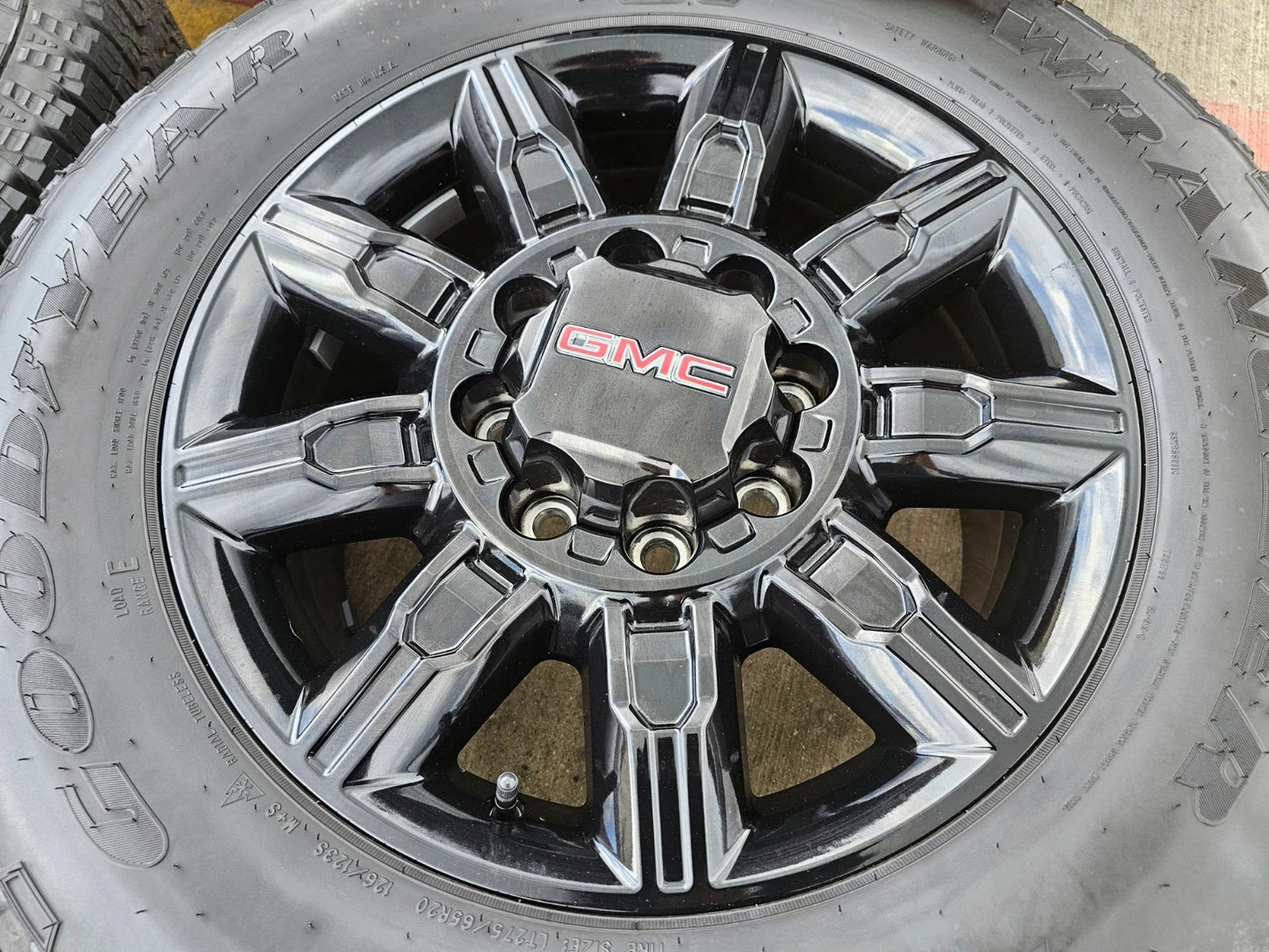 20" GMC Sierra DENALI 2500 3500 OEM 5963 wheels rims Silverado 2024 2025 NEW