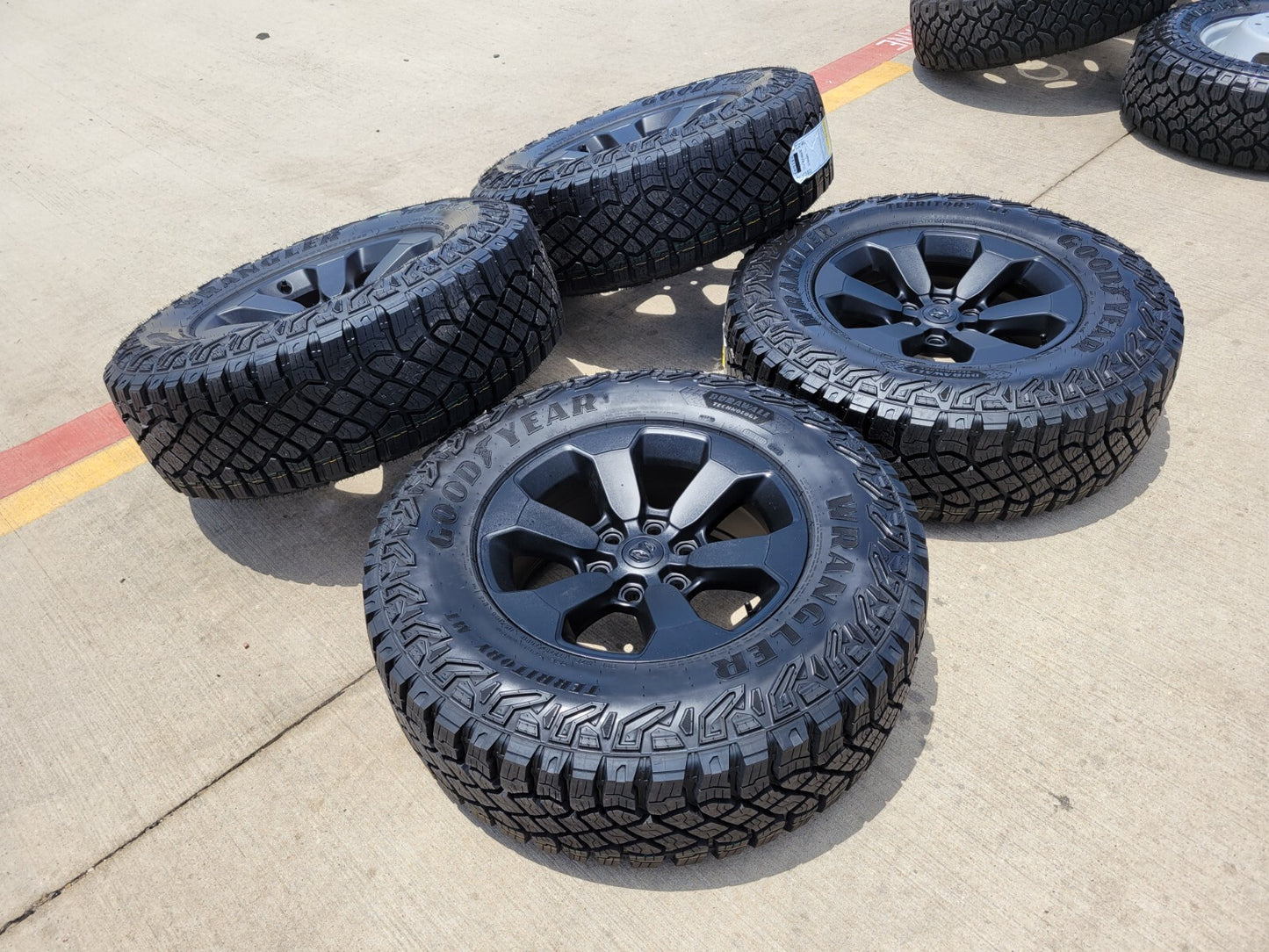 18" Dodge Ram 1500 Rebel Black OEM 2671 wheels rims 33" M/T NEW