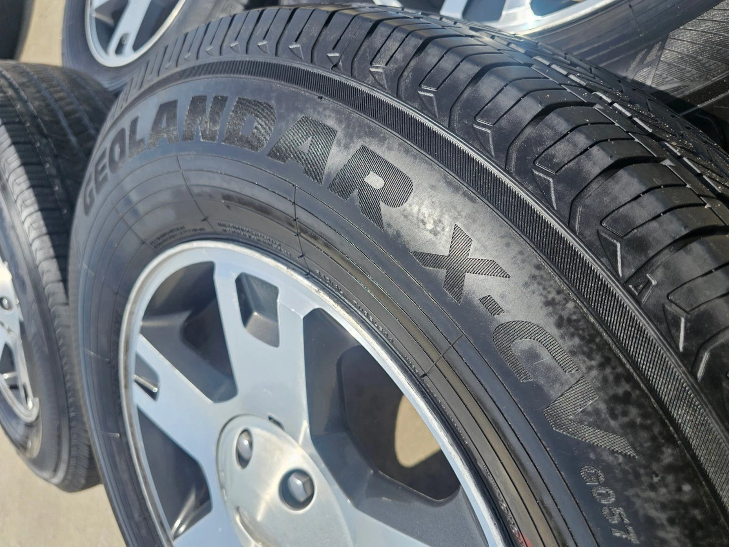 18" Ford F-150 Expedition OEM 3560 rims wheels tires