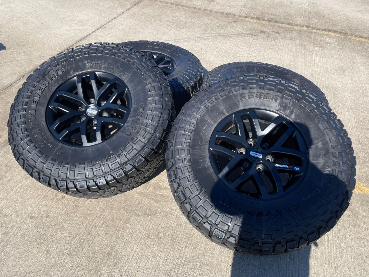 17" Ford F-150 Raptor OEM 10115 rims wheels tires KENDA R/T 37"