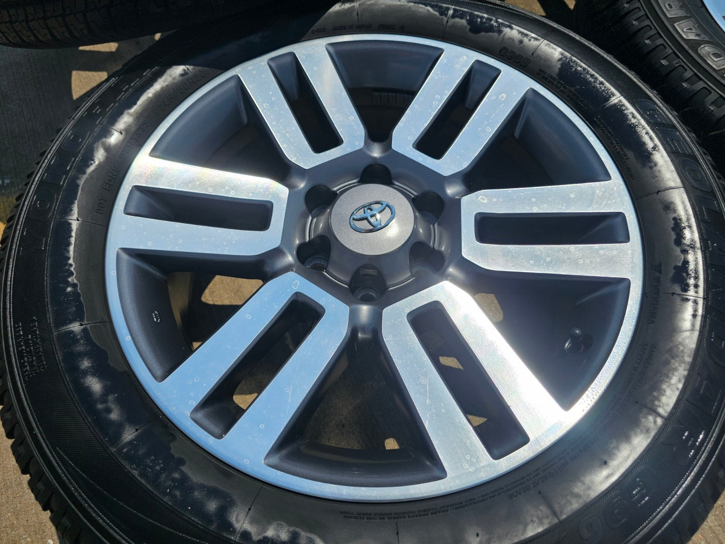 20" Toyota Tacoma 4Runner FJ Cruiser Lexus OEM 69561 wheels rims tires