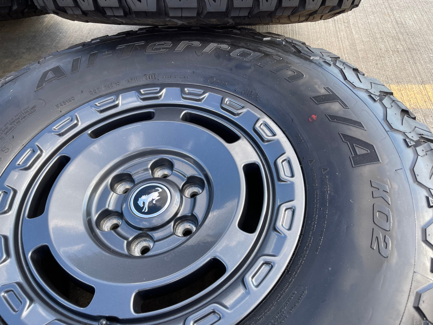 17" Ford Bronco HERITAGE SASQUATCH wheels rims 10464 37" BFG KO2 A/T NEW