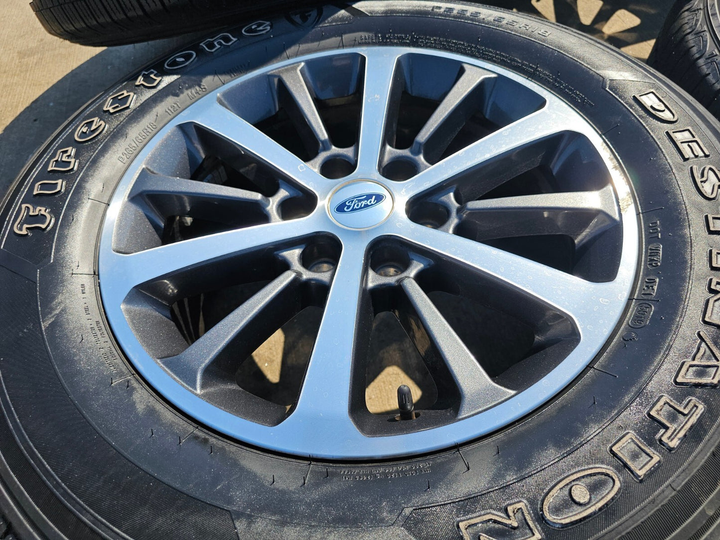 18" Ford F-150 Expedition 10142 OEM rims wheels tires