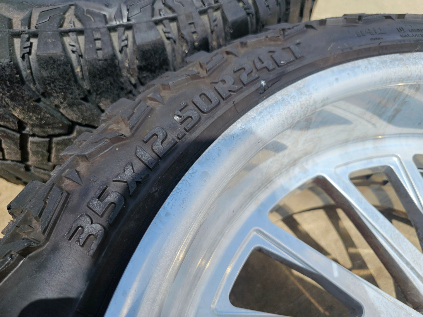 24x12 24" Aftermarket Ford F-250 F-350 FORGED SET rims wheels 8x170 -44 35"