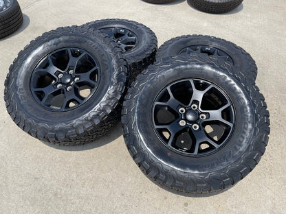 17" Jeep Wrangler Rubicon OEM 9218 Black wheels rims Gladiator BFG