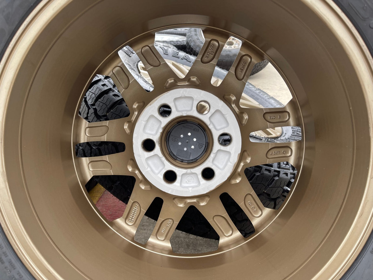 18" Toyota Tundra TRD OEM wheels rims 75281 Sequoia LX600 BRONZE 2025 2026 NEW