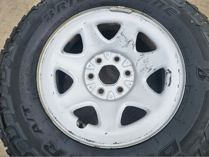 17" Chevy Silverado 1500 Tahoe Sierra OEM 5659 5655 wheel rim tire