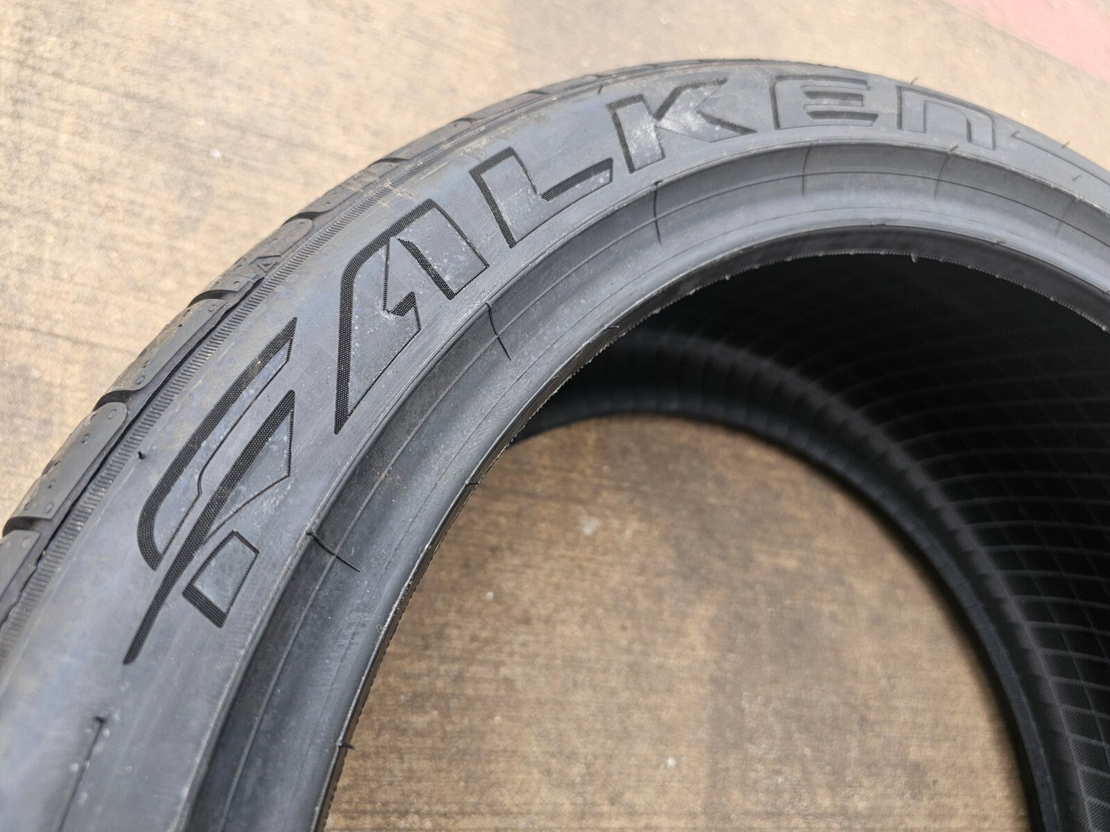 Shop OEM (1) 255/40/20 Falken Azenis FK460 A/S tire 255/40r20 NEW