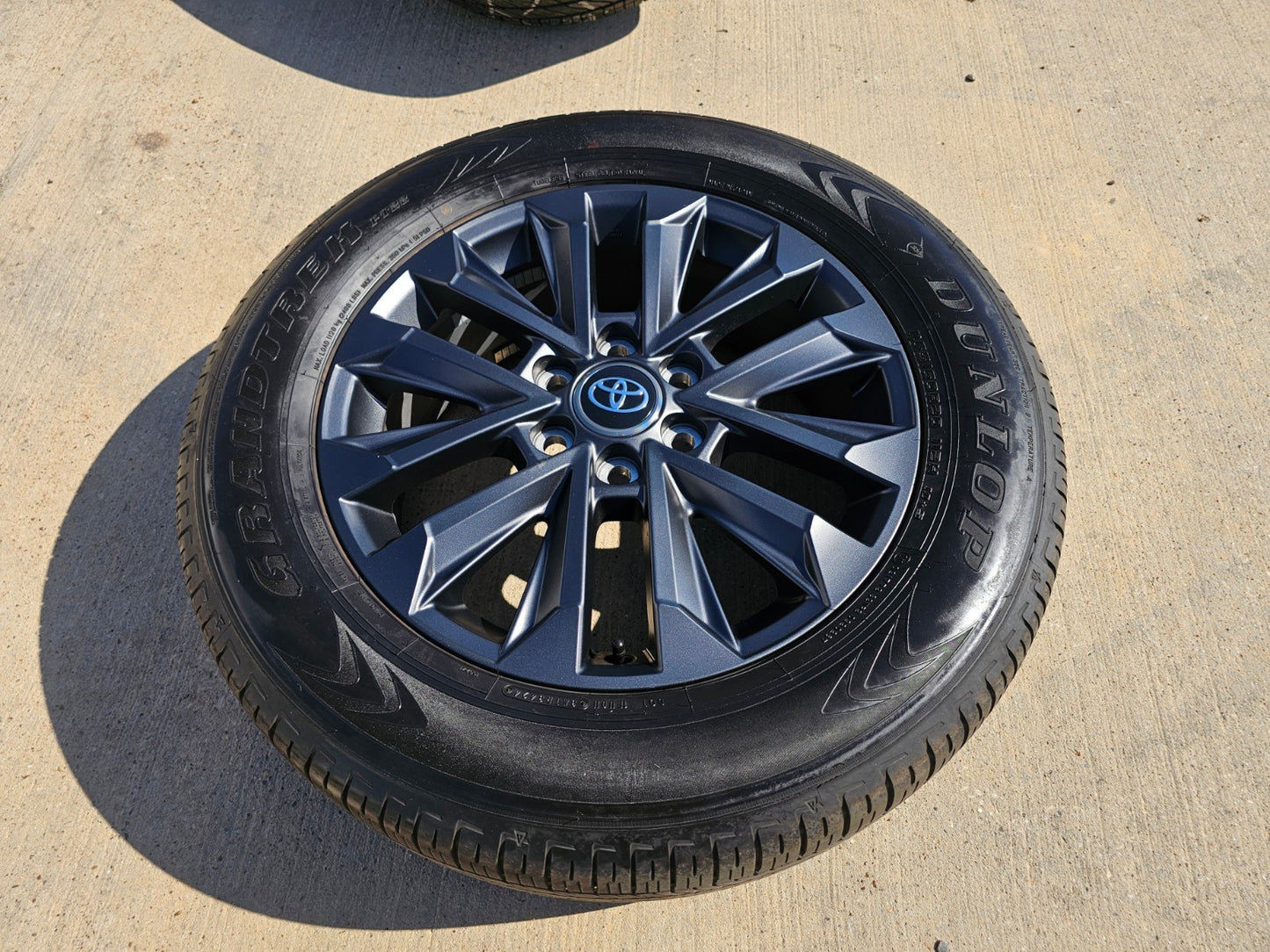 20" Toyota Land Cruiser OEM wheel rim 94057 Tundra Sequoia 2024 2025 2026 NEW