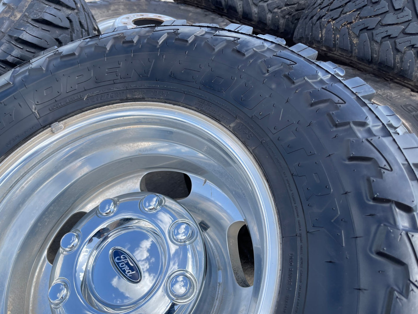 17" Ford F-350 Dually OEM 3618 3619 rims wheels SET tires TOYO M/T 33"