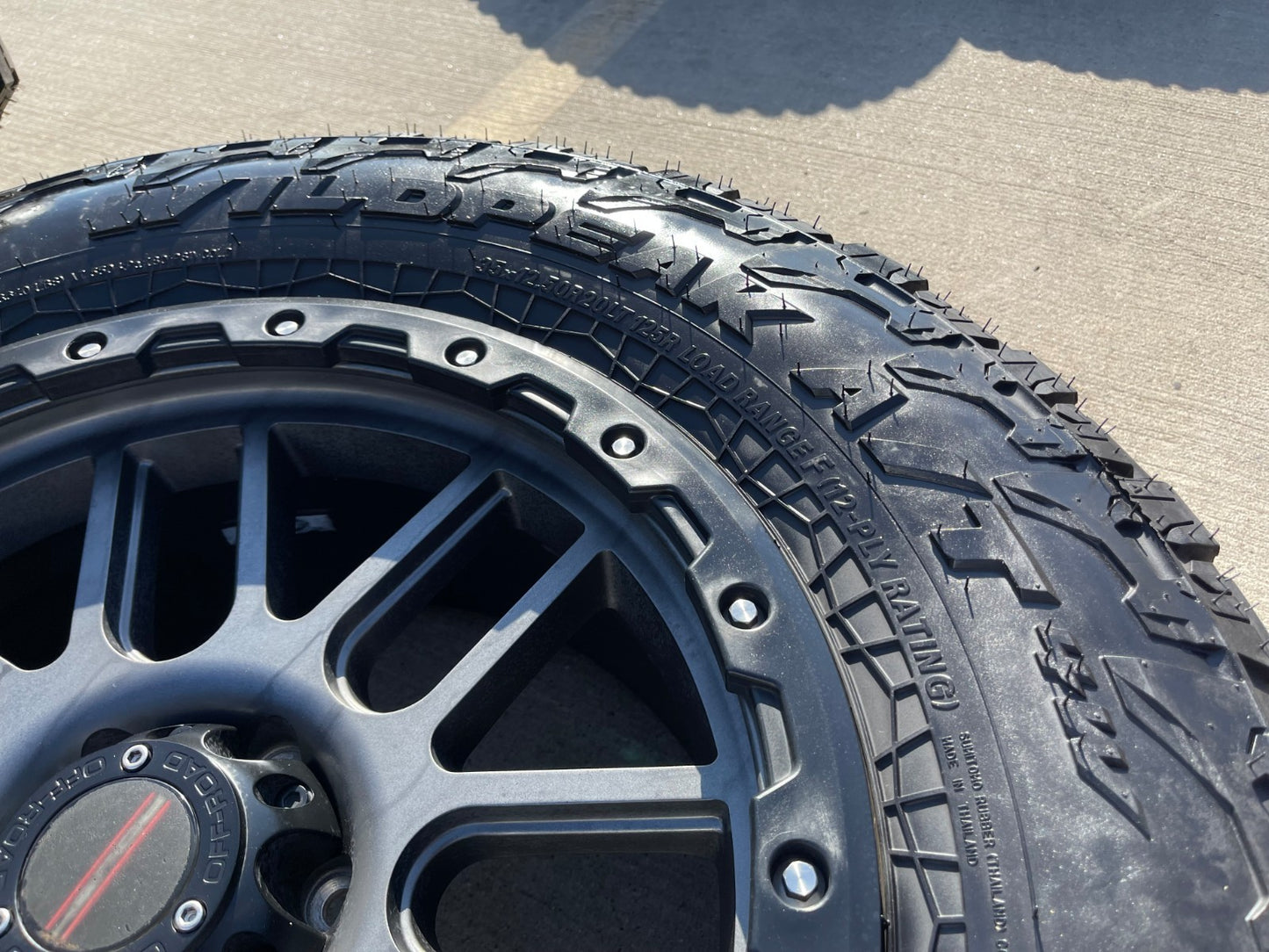 20" Ford F-150 ROUSH OEM Vision 111 Nemesis rims wheels Expedition FALKEN 35"