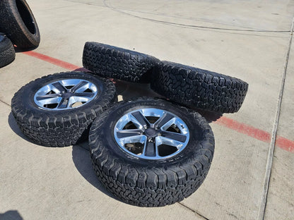 18" Jeep Wrangler Sahara Rubicon OEM 9221 9255 wheels rims BFG 33"