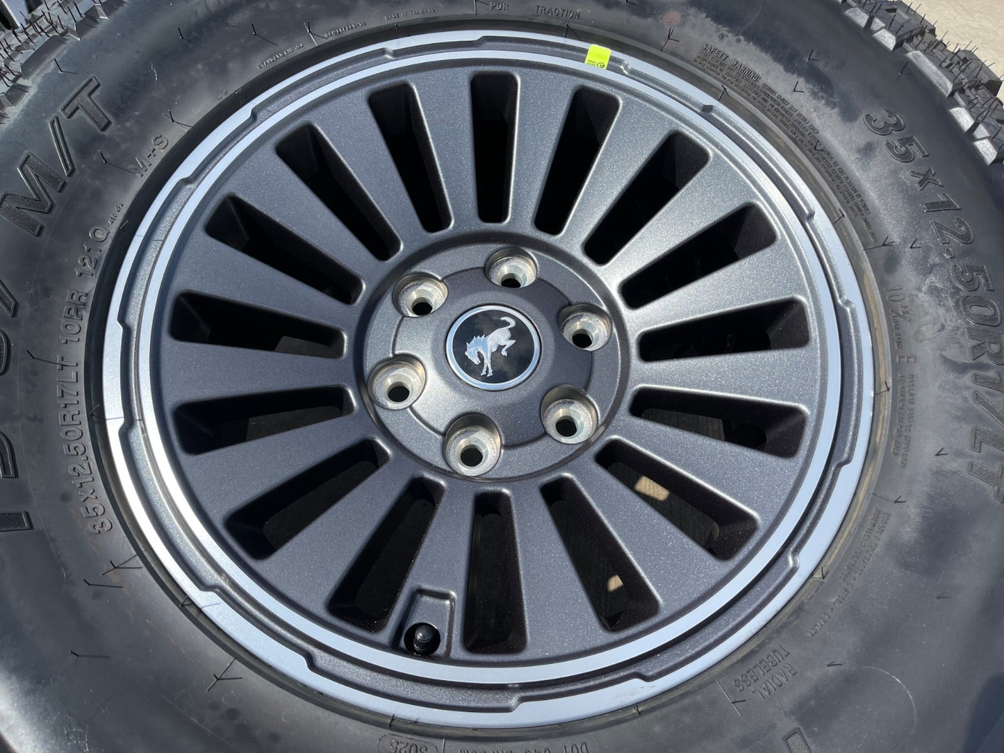 17" Ford Bronco HERITAGE Edition wheels rims 2024 2025 2026 tires 35"