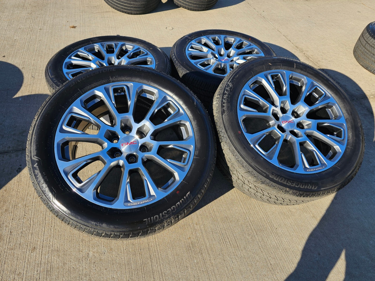 22" GMC Yukon Sierra DENALI OEM wheels rims Tahoe 2023 2024 2025 2026 NEW