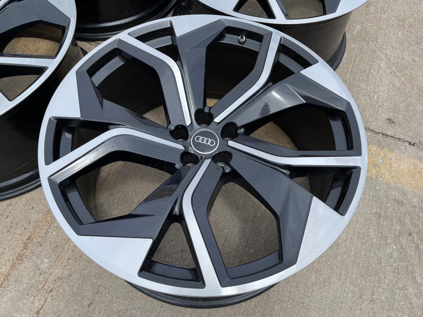 23" Audi RSQ8 OEM wheels rims SQ7 Q7 SQ8 Q8 RSQ7 2021 2022 2023 2024 2025 2026