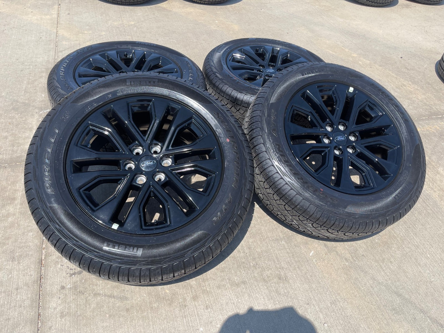 20" Ford F-150 LARIAT OEM 10619 rims wheels Expedition 2026 2027 SET PIRELLI NEW