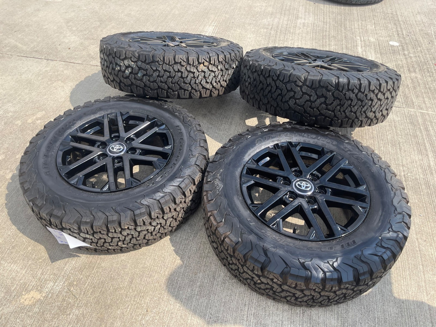 18" Toyota Tundra Sequoia TRD OEM 75281 wheels rims LX600 2025 2026 NEW BFG KO2