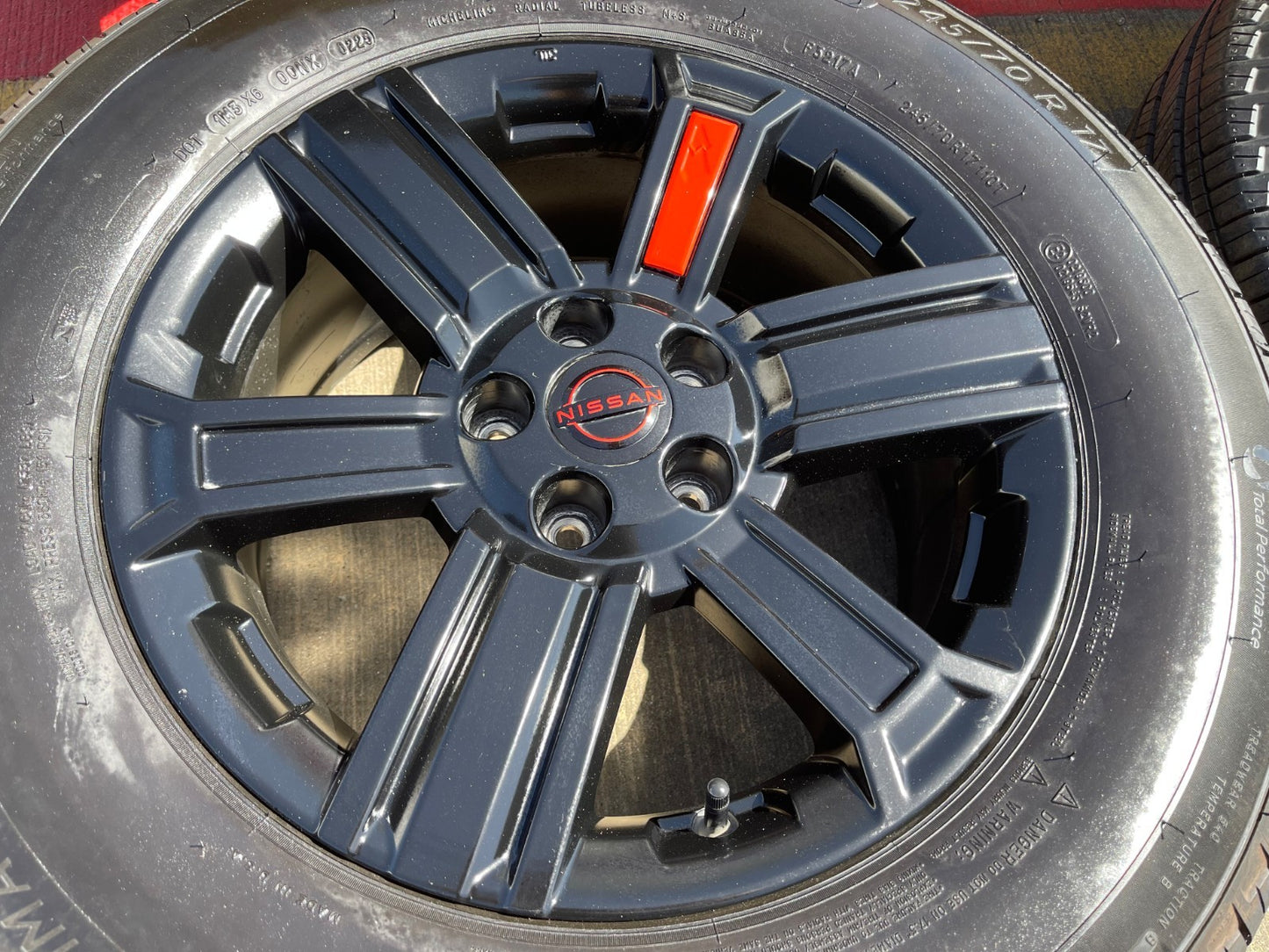 17" Nissan Rogue OEM Rock Creek wheels rims SET Pathfinder Murano MICHELIN NEW