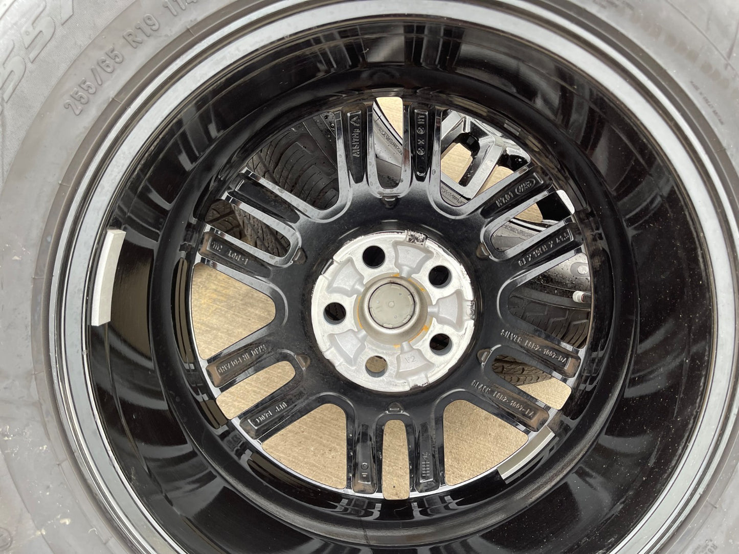 19" Land Rover DEFENDER Range Rover OEM 72350 wheels rims 2025 2026 2027 SET