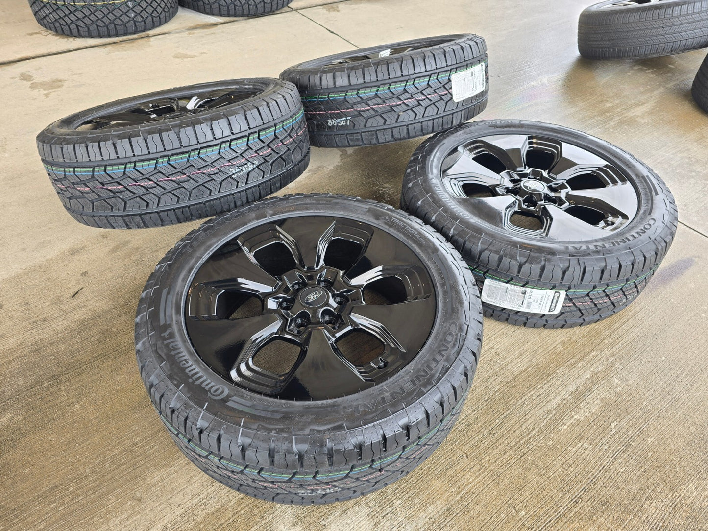 22" Ford F-150 LIMITED OEM rims wheels 10472 tires 2023 2024 2025 NEW