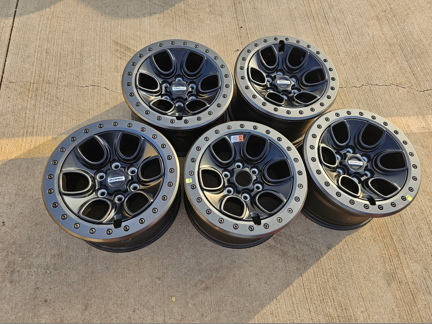 (5) 17" Ford F-150 Raptor OEM BEADLOCK rims wheels 10459 95210 NEW