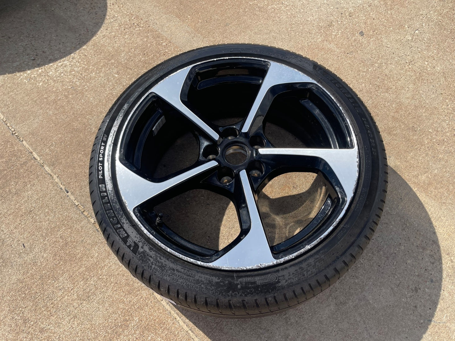 20" 20x8.5 Lucid Air OEM Grand Touring 95709 wheel rim 2024 2025 2026 FRONT