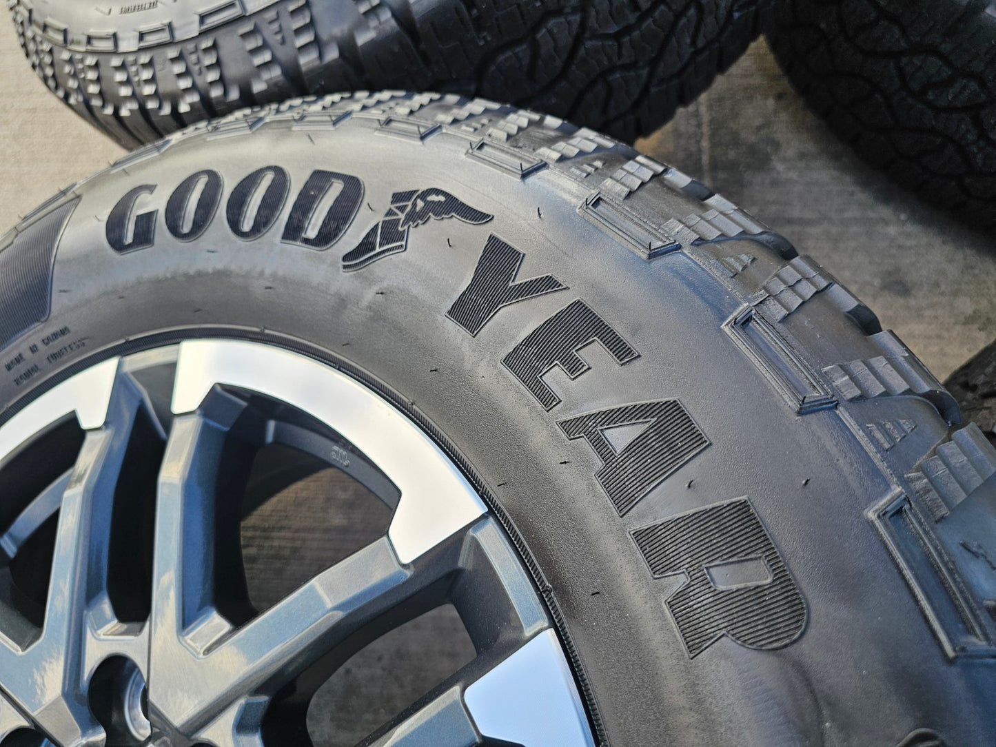 18" Toyota Tacoma 4Runner TRD OEM 10641 wheels rims 2024 2025 2026 NEW GOODYEAR