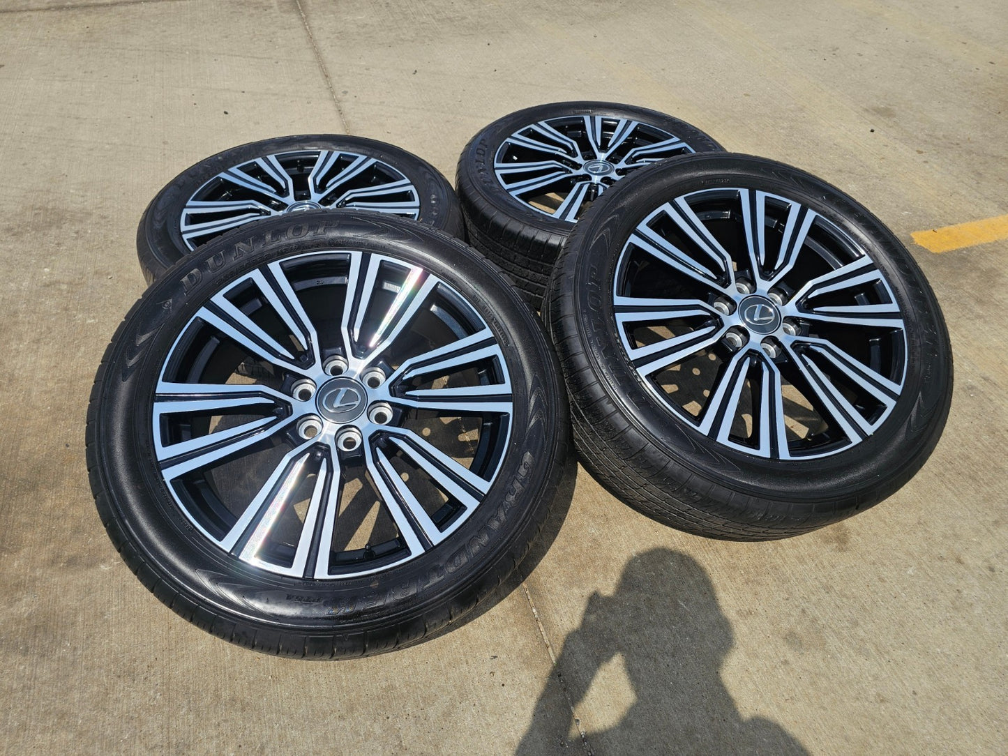 22" Lexus LX600 GX550 OEM wheels rims 74402 Toyota Tundra Sequoia SET