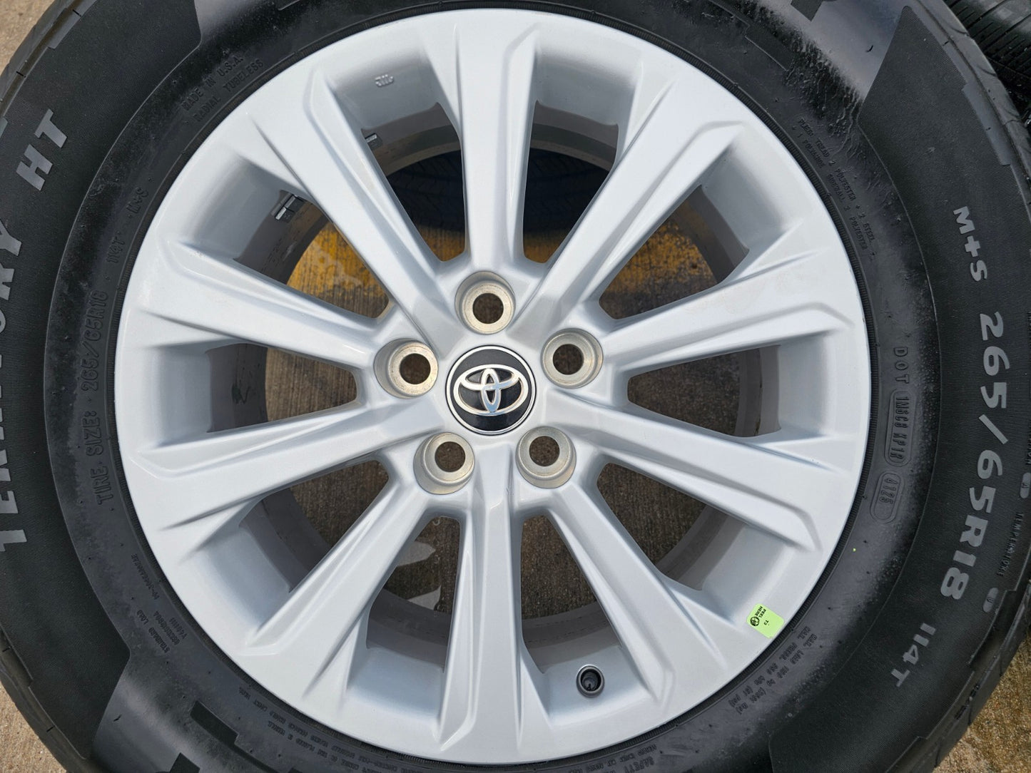 18" Toyota Grand Highlander OEM 10525 wheels rims tires Lexus TX350 GOODYEAR
