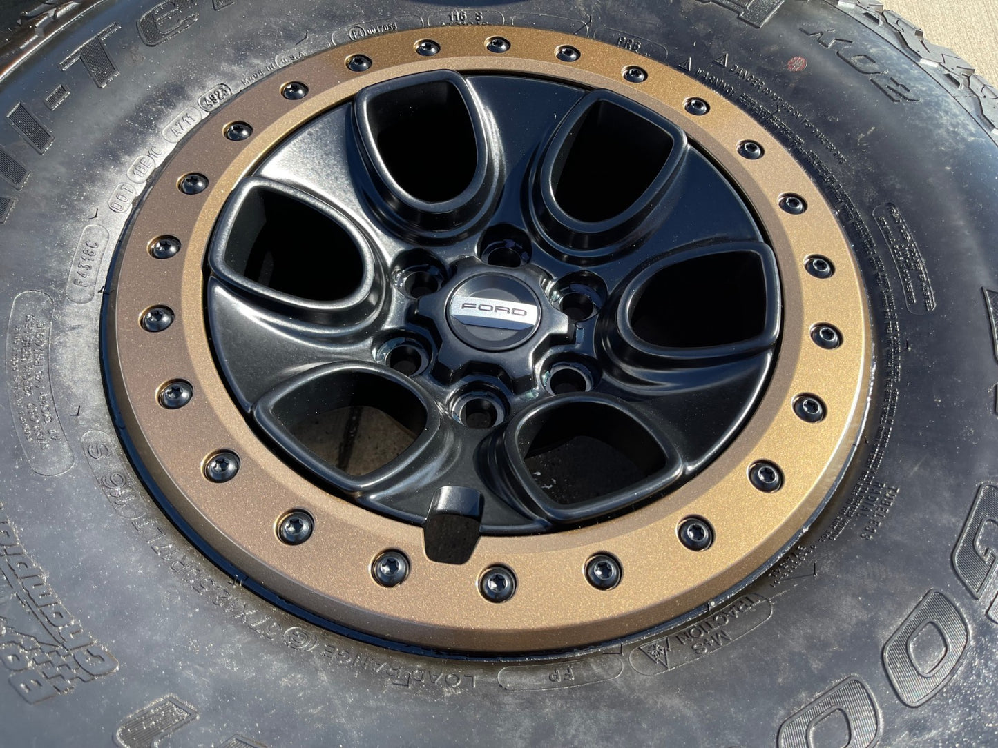 17" Ford F-150 Raptor OEM BEADLOCK rims wheels BRONZE 10459 95210 BFG 37" NEW