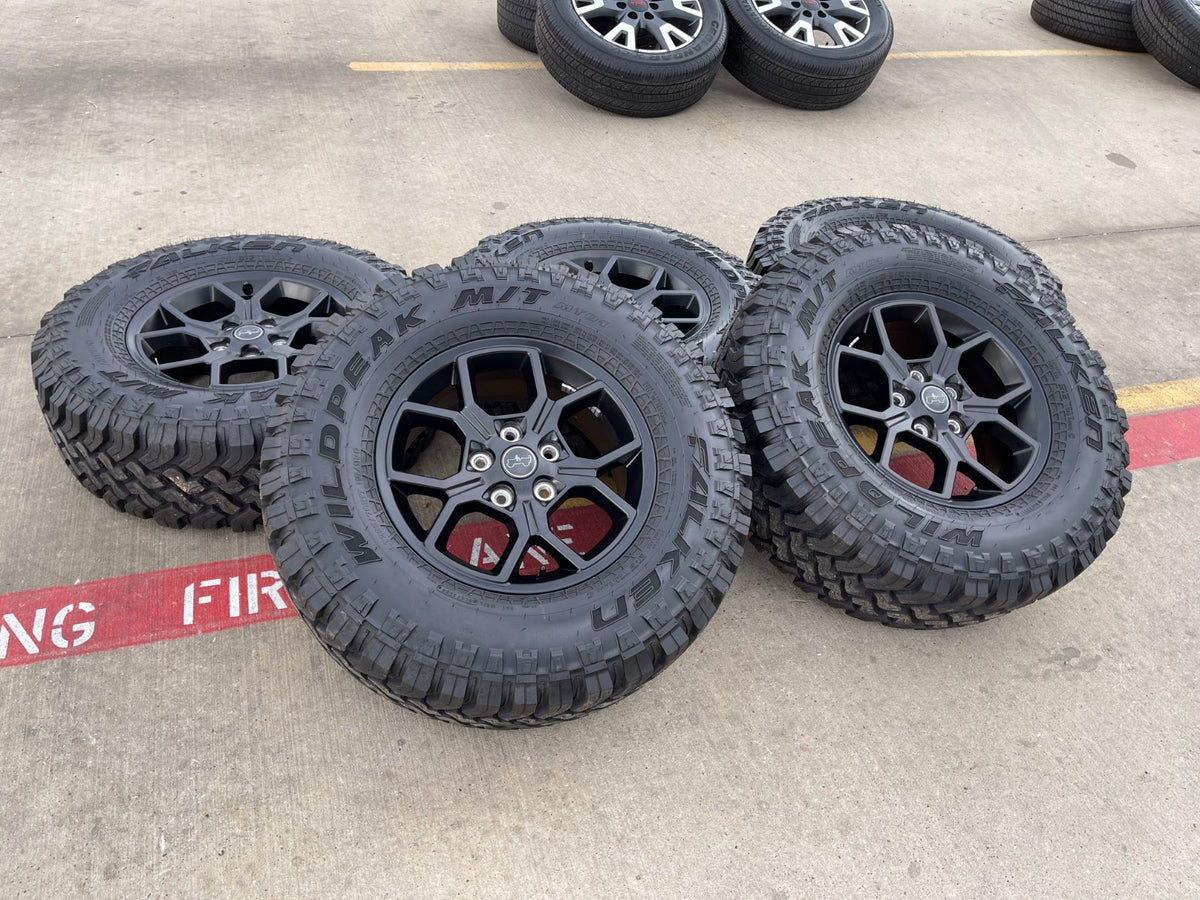 17" Jeep Gladiator RUBICON OEM wheels rims black Wrangler 9326 FALKEN MT 33" NEW