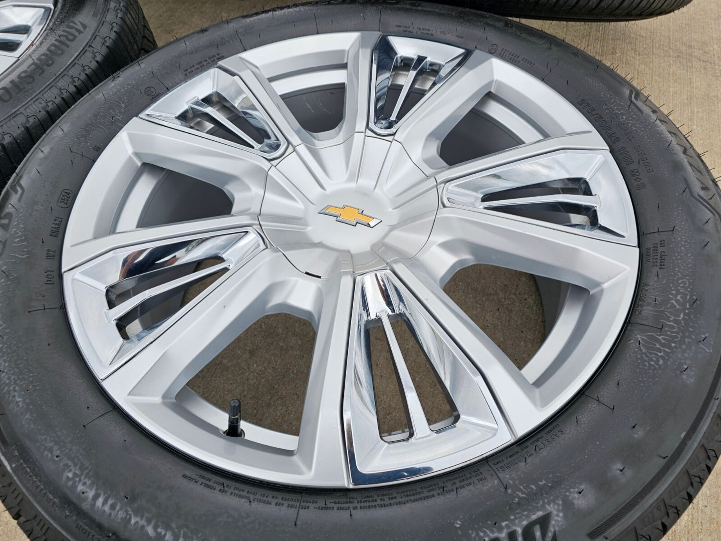 22" Chevy Tahoe RST OEM wheels rims 96951 Silverado Suburban 2023 2024 2025 2026