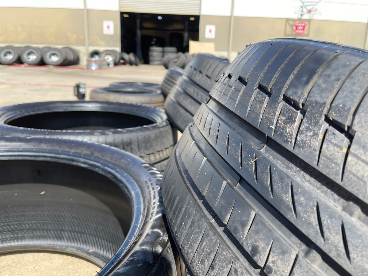 (2) 275/35/22 + (2) 315/35/22 Continental Premium Contact 6 104Y XL tires