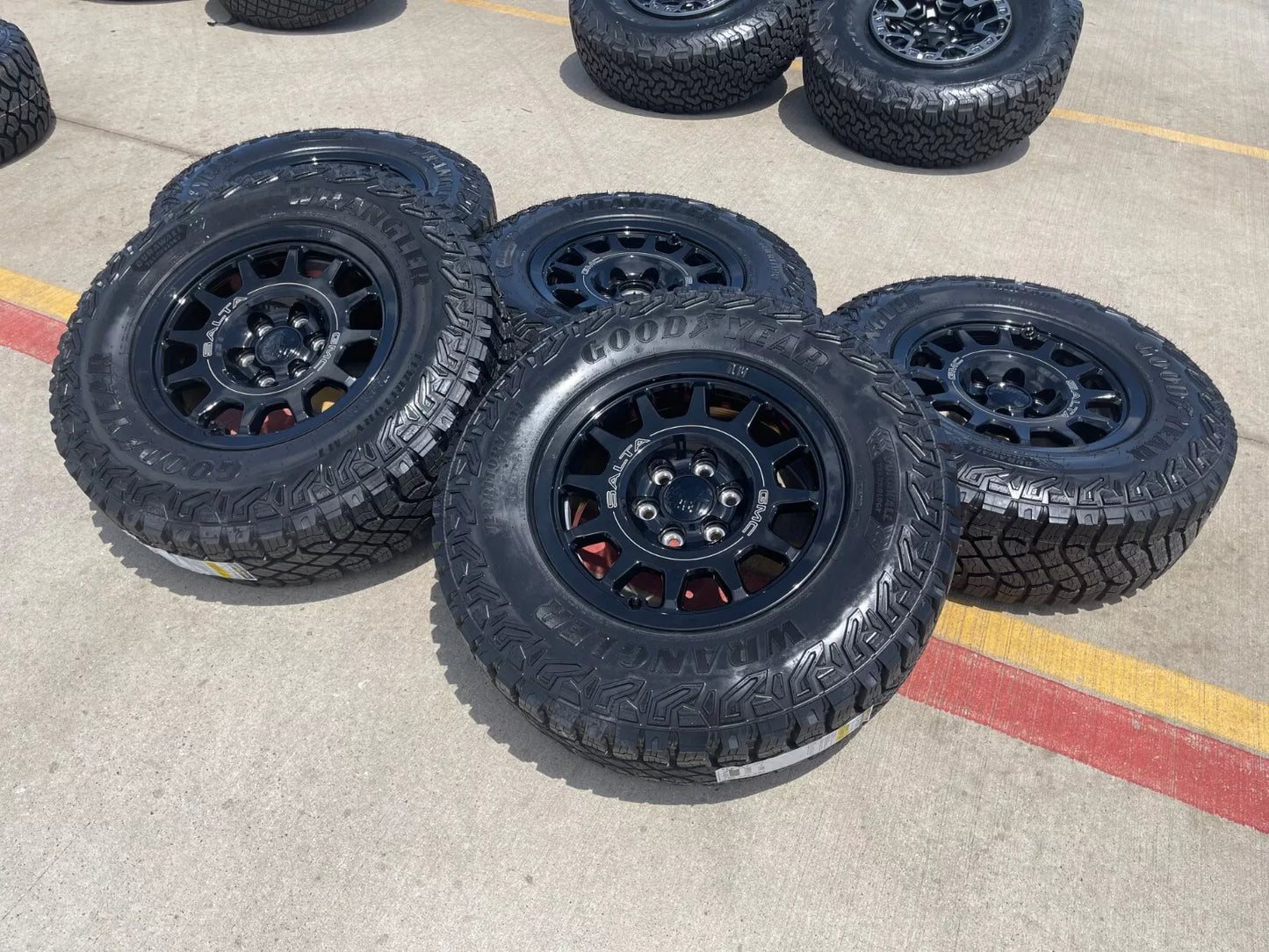 18" AEV SALTA GMC Sierra AT4X Chevy Silverado OEM rims wheels NEW
