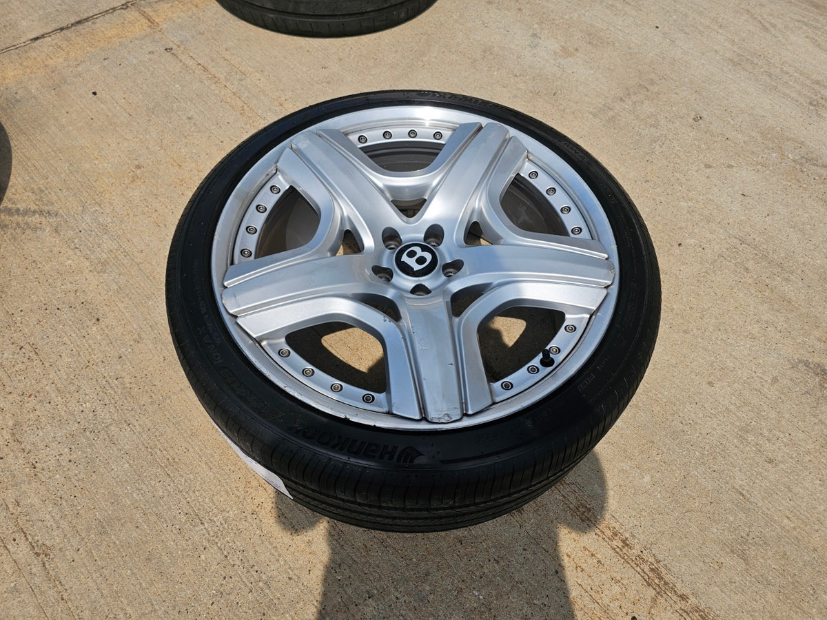 (1) 21" Bentley Continental OEM wheel rim Mulliner Flying Spur GT Spare