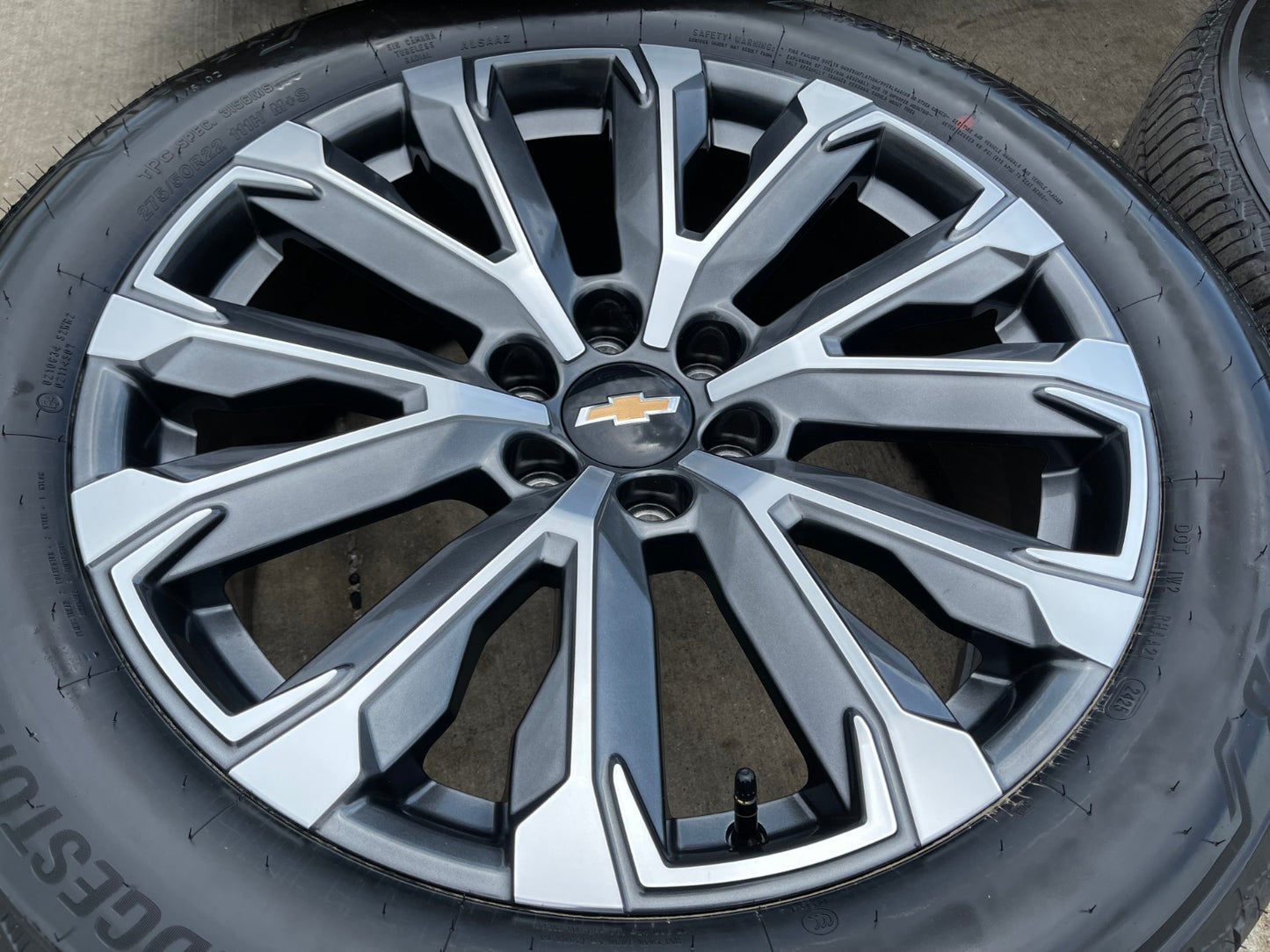 22" Chevy Tahoe Silverado Suburban OEM wheels rims 2023 2024 2025 2026 2027 NEW