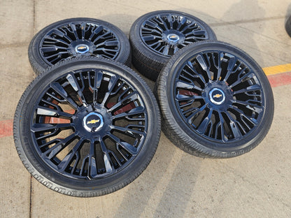 24" Chevy Tahoe Silverado OEM High Country wheels rims 2025 2026 NEW MICHELIN