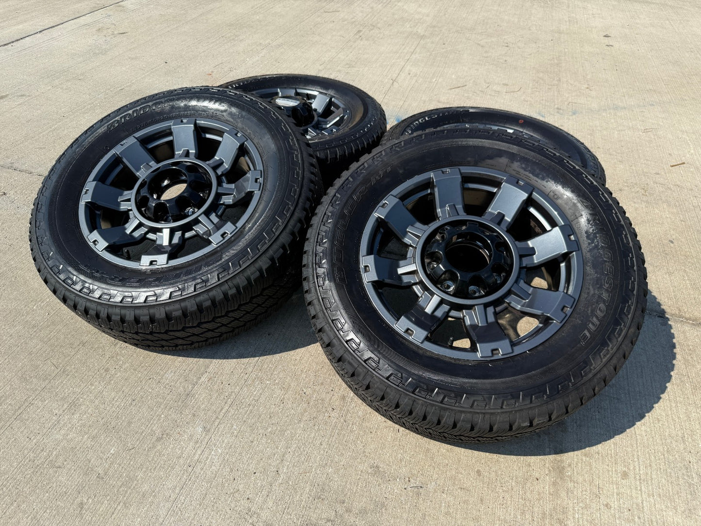20" Ford F-250 F-350 OEM gray Lariat 10485 10296 wheels rims tires BRIDGESTONE