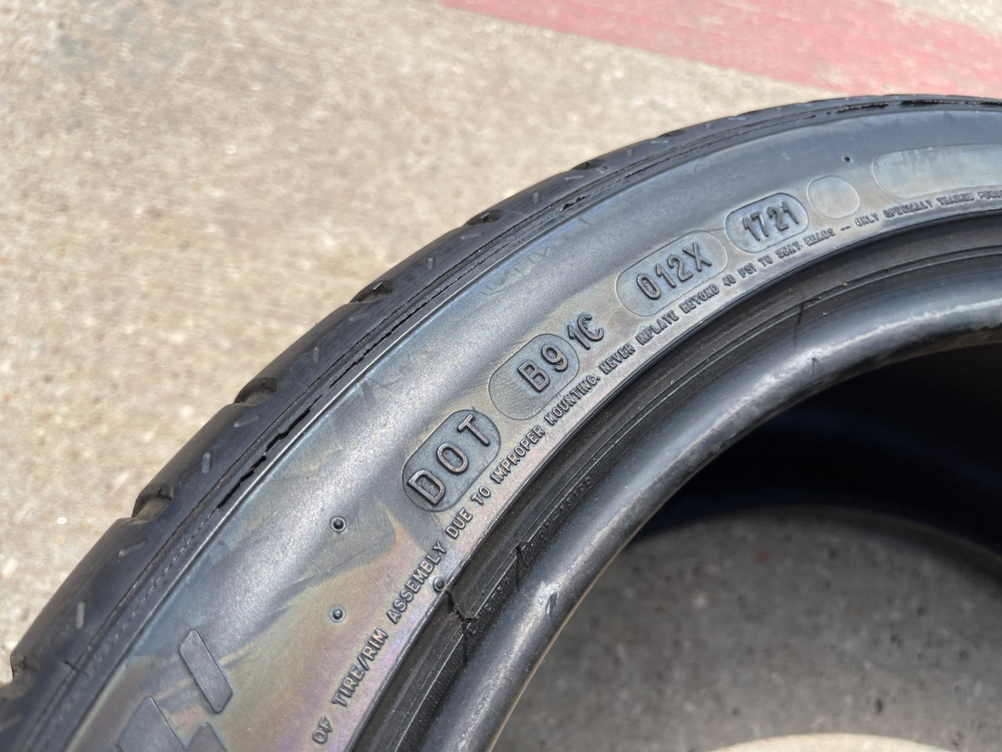 (1) 245/40/19 Michelin Pilot Sport A/S 3 All Season Plus + 98Y XL 245/40R19 tire