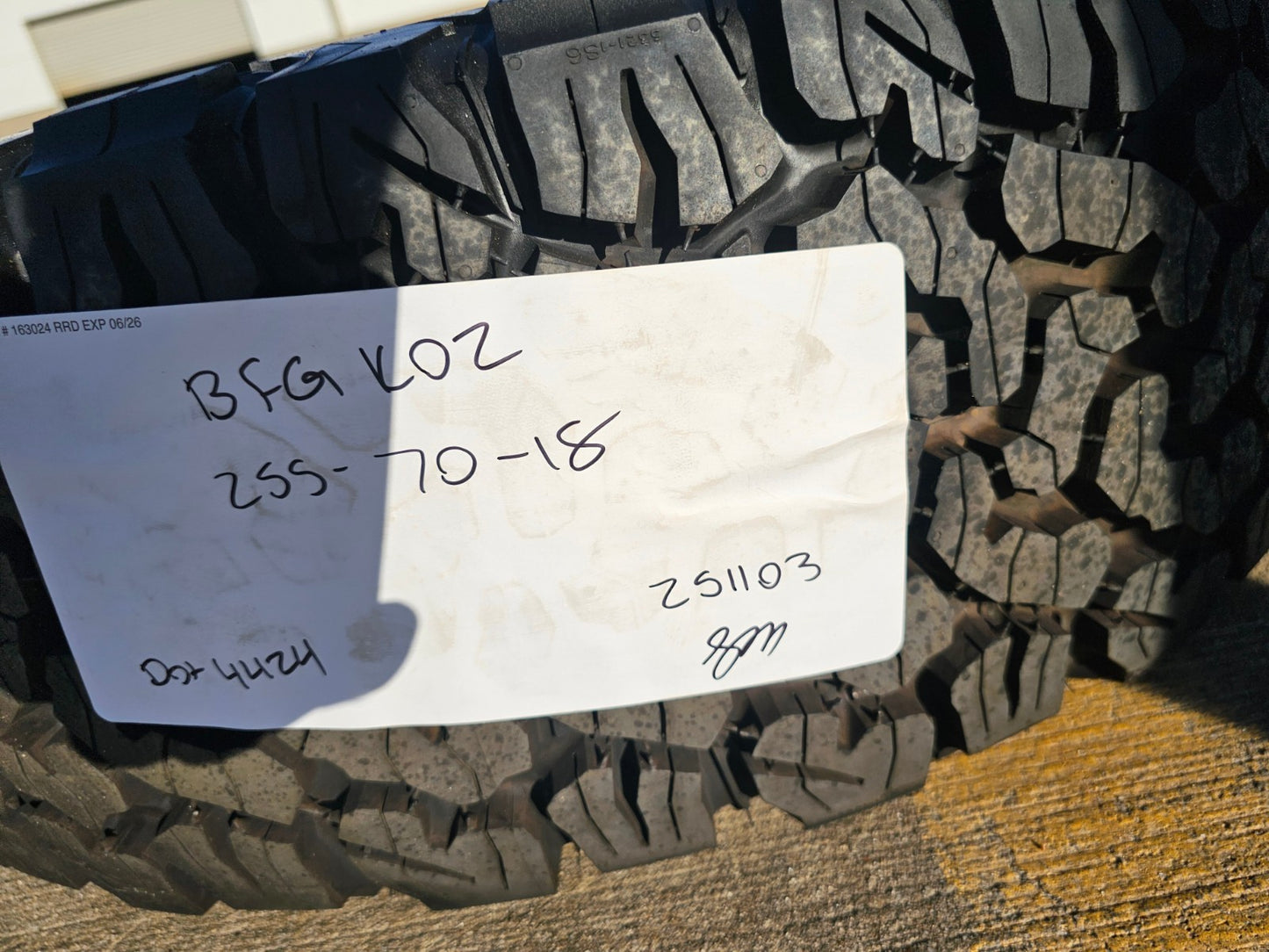 (4) 255/70/18 BFG KO2 A/T tires F-150 Sierra Tahoe Silverado NEW TAKE OFFS NEW