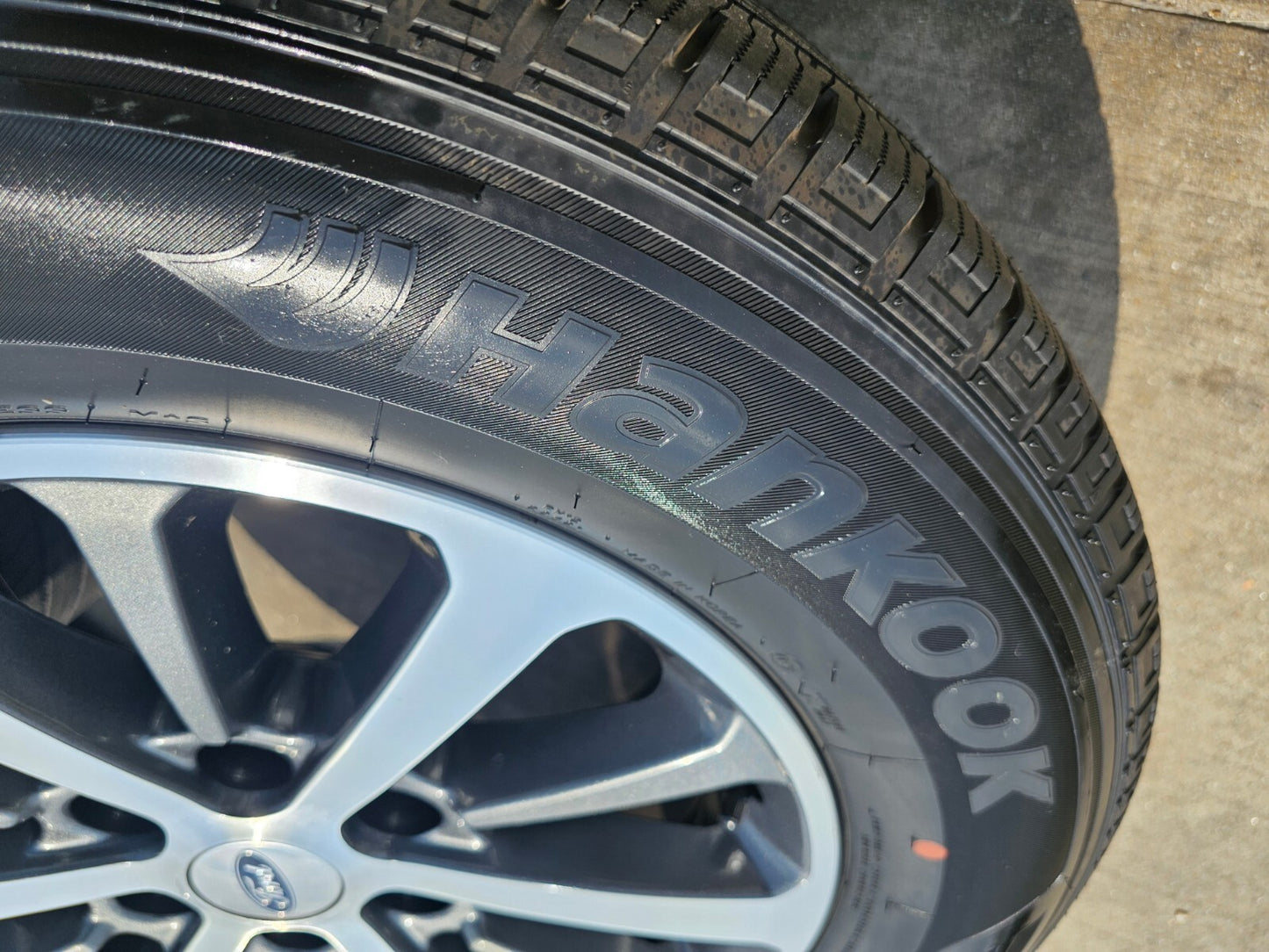 18" Ford F-150 Expedition 10142 OEM rims wheels tires NEW