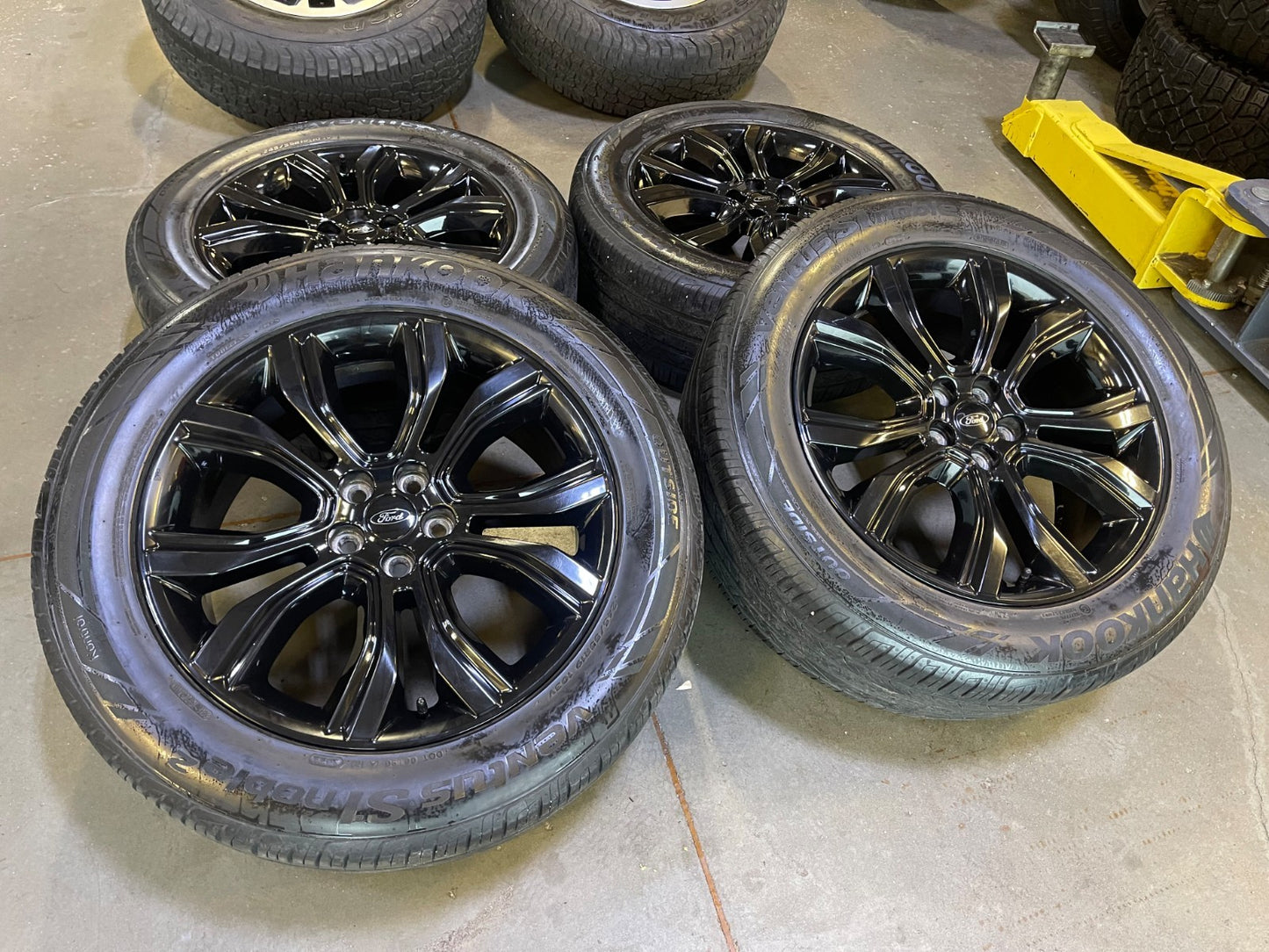 19" Ford Edge Lincoln MKX MKC OEM 10195 rims wheels 2021 2022 2023 2024 2025
