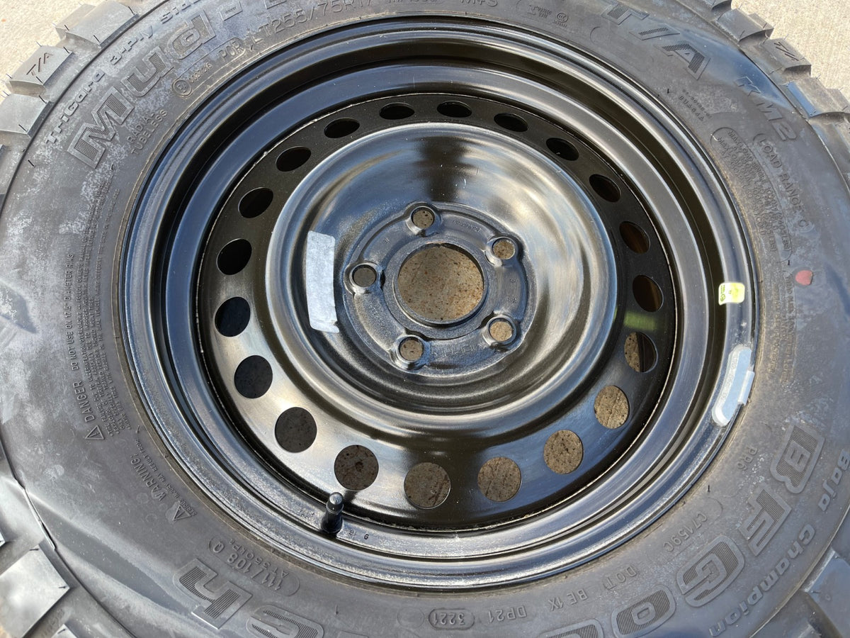 17" Jeep Wrangler Gladiator OEM wheel rim tire single spare BFG KM2 NEW