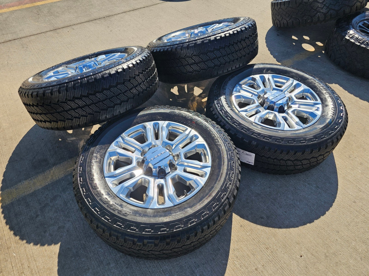 20" GMC Sierra Denali 2500 3500 OEM 5957 wheels rims tires 2023 2024 2025 2026