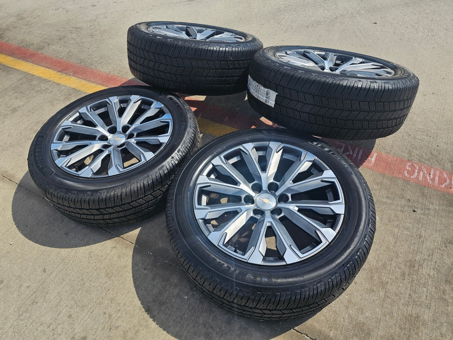 22" Chevy Tahoe Silverado Suburban OEM wheels rims 2025 2026 NEW MICHELIN
