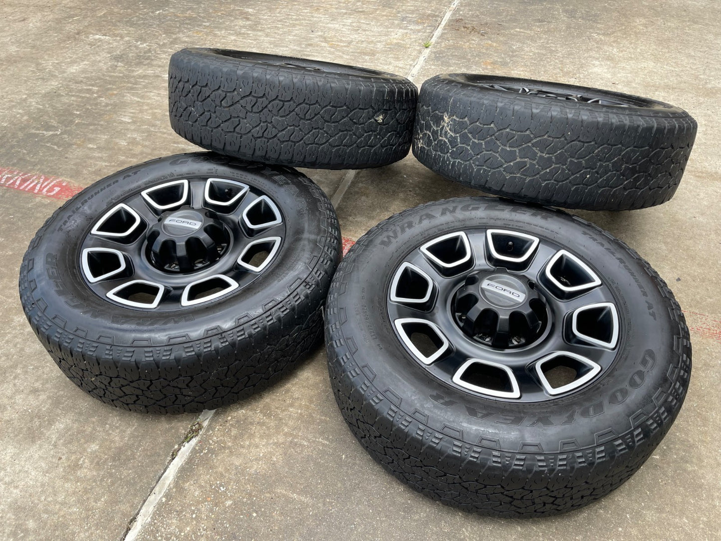 20" Ford F-250 F-350 OEM 10486 10301 Lariat Platinum wheels rims tires GOODYEAR