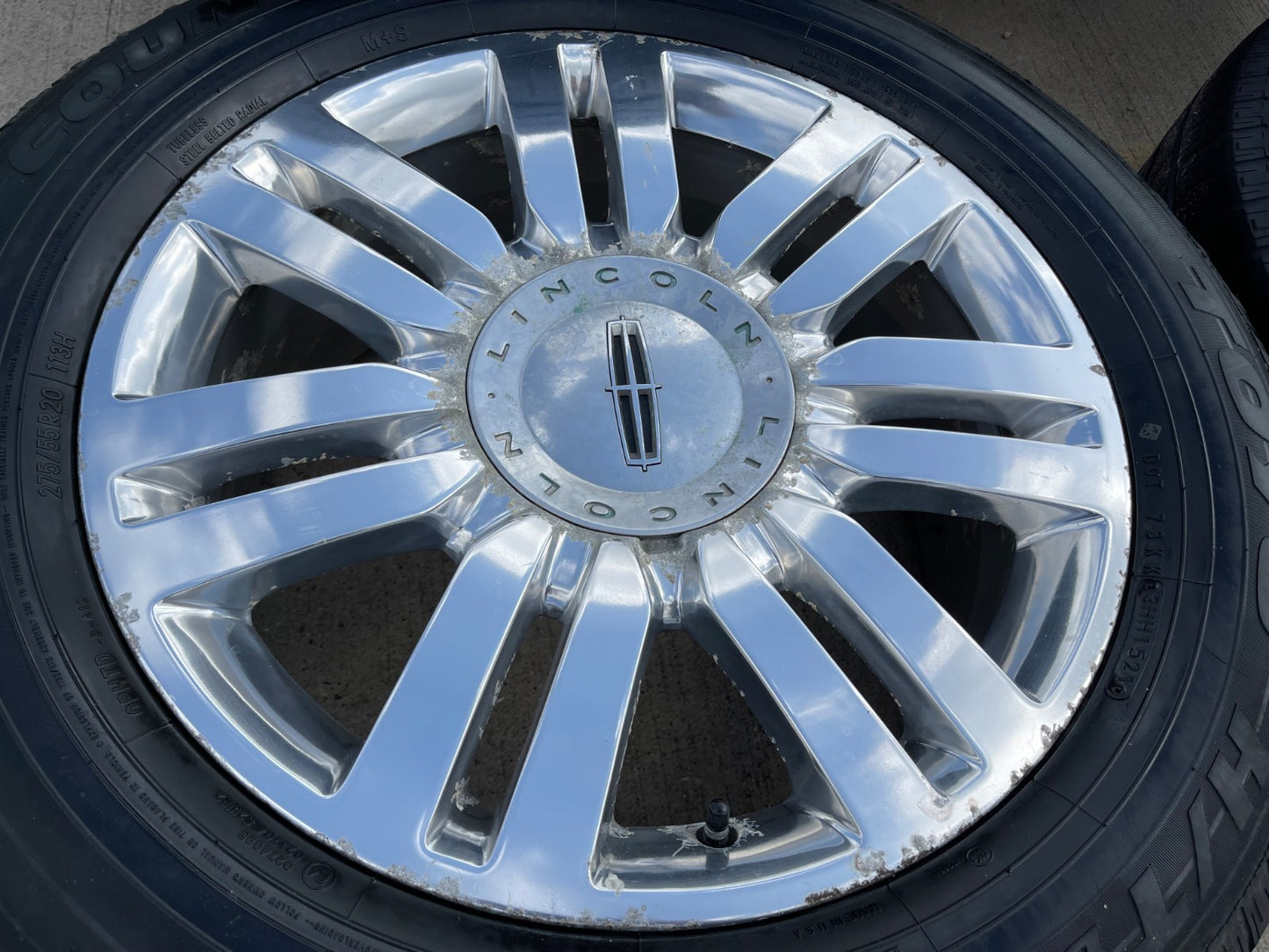 20" Lincoln Navigator OEM rims wheels 3561 tires DISCOUNTED