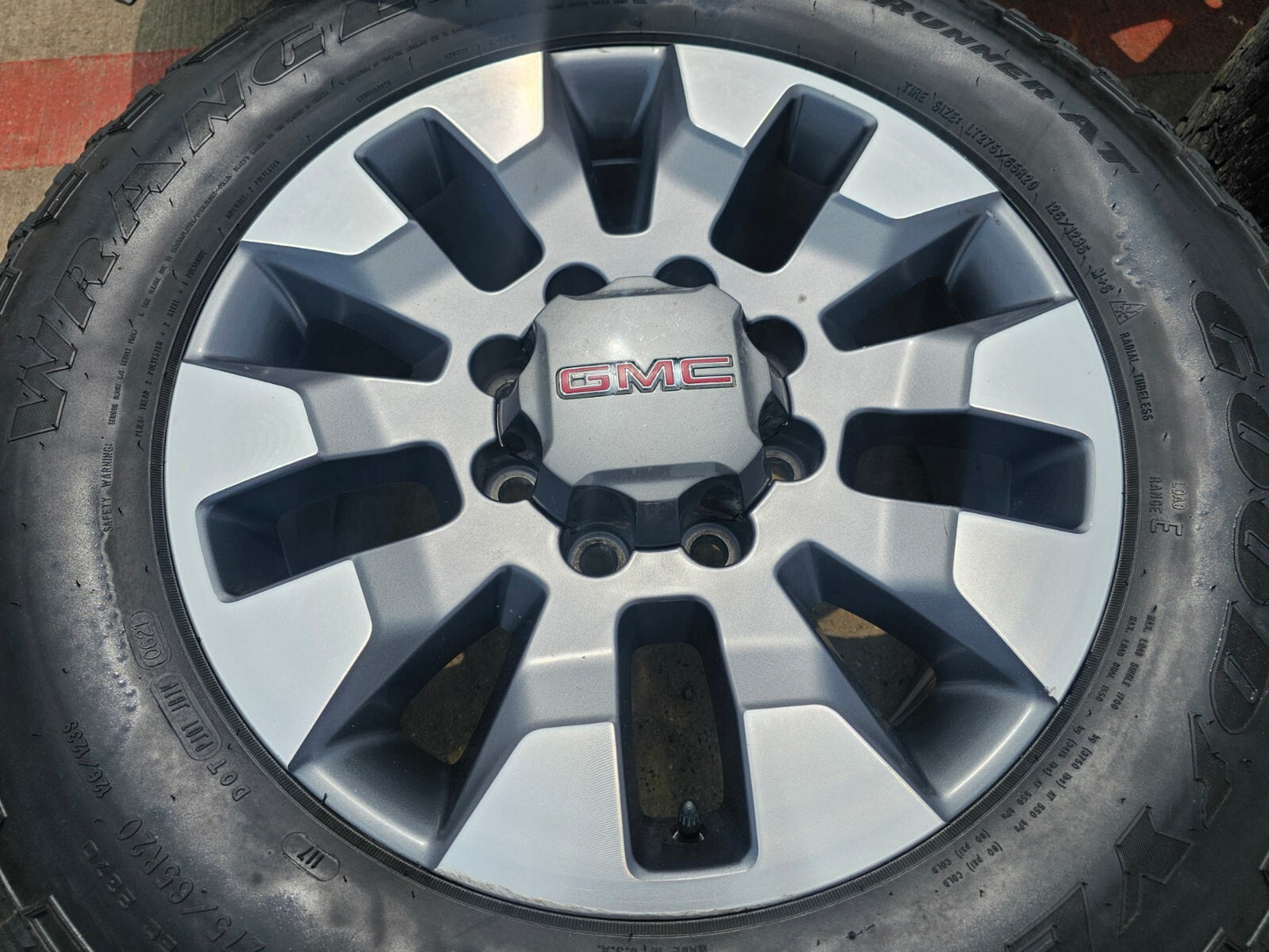 20" GMC Sierra AT4X Chevy Silverado 2500 3500 OEM 5960 wheels rims tires