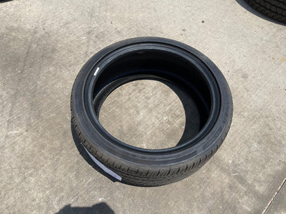 (1) 235/40/19 Bridgestone Turanza EL440 tire 235/40R19 92V M+S